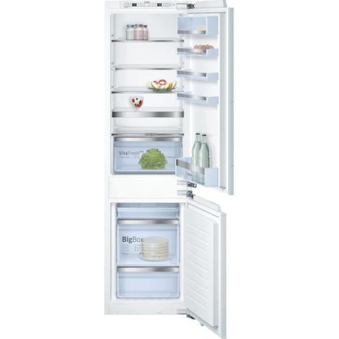 **EX DISPLAY **BOSCH Serie 6 KIN86AD30G Integrated 60/40 Fridge Freezer